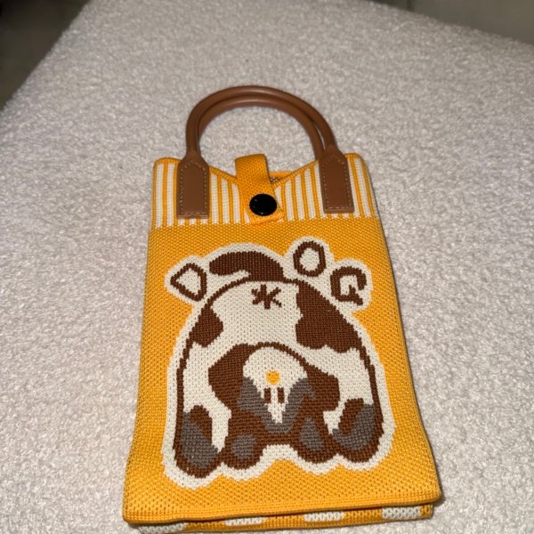 Knit Charm Phone Pouch